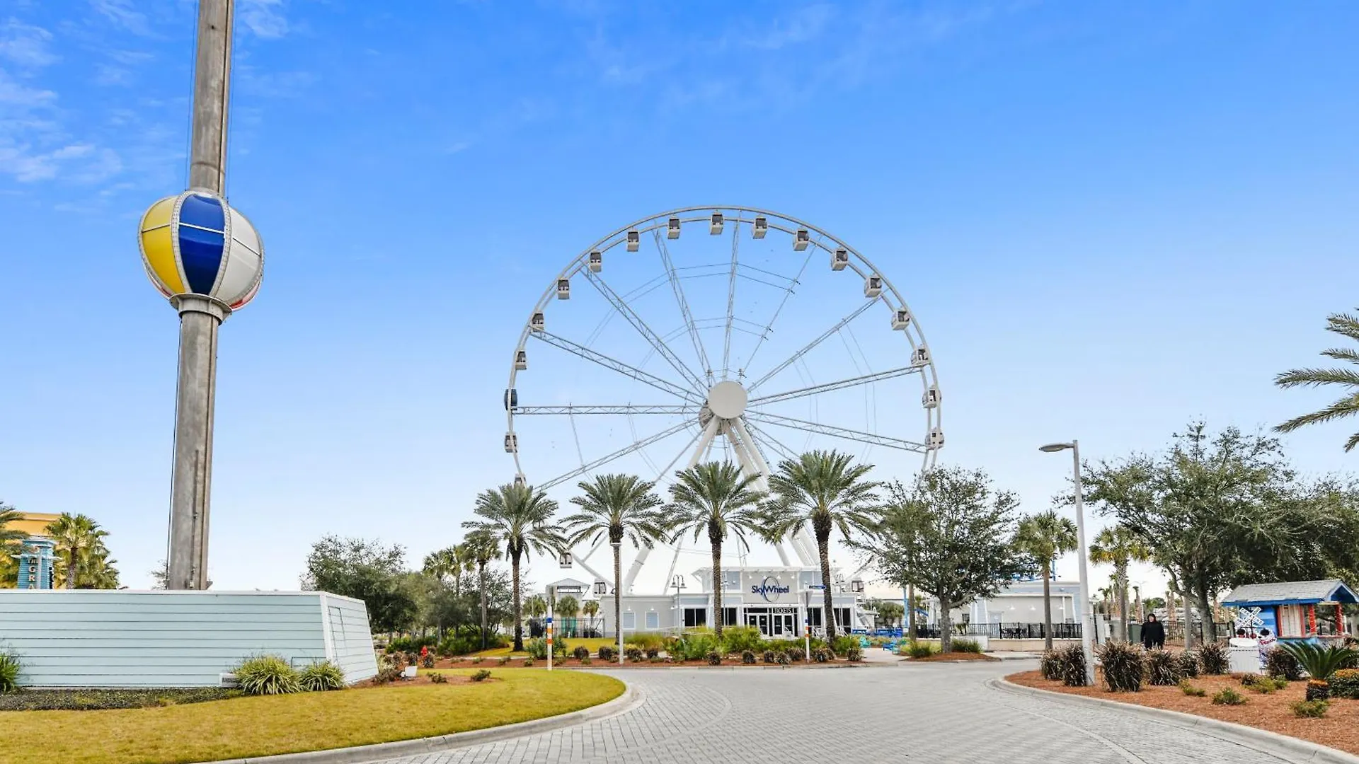 Holiday home Shores Of Panama #1724 By Book That Condo Panama City Beach United States