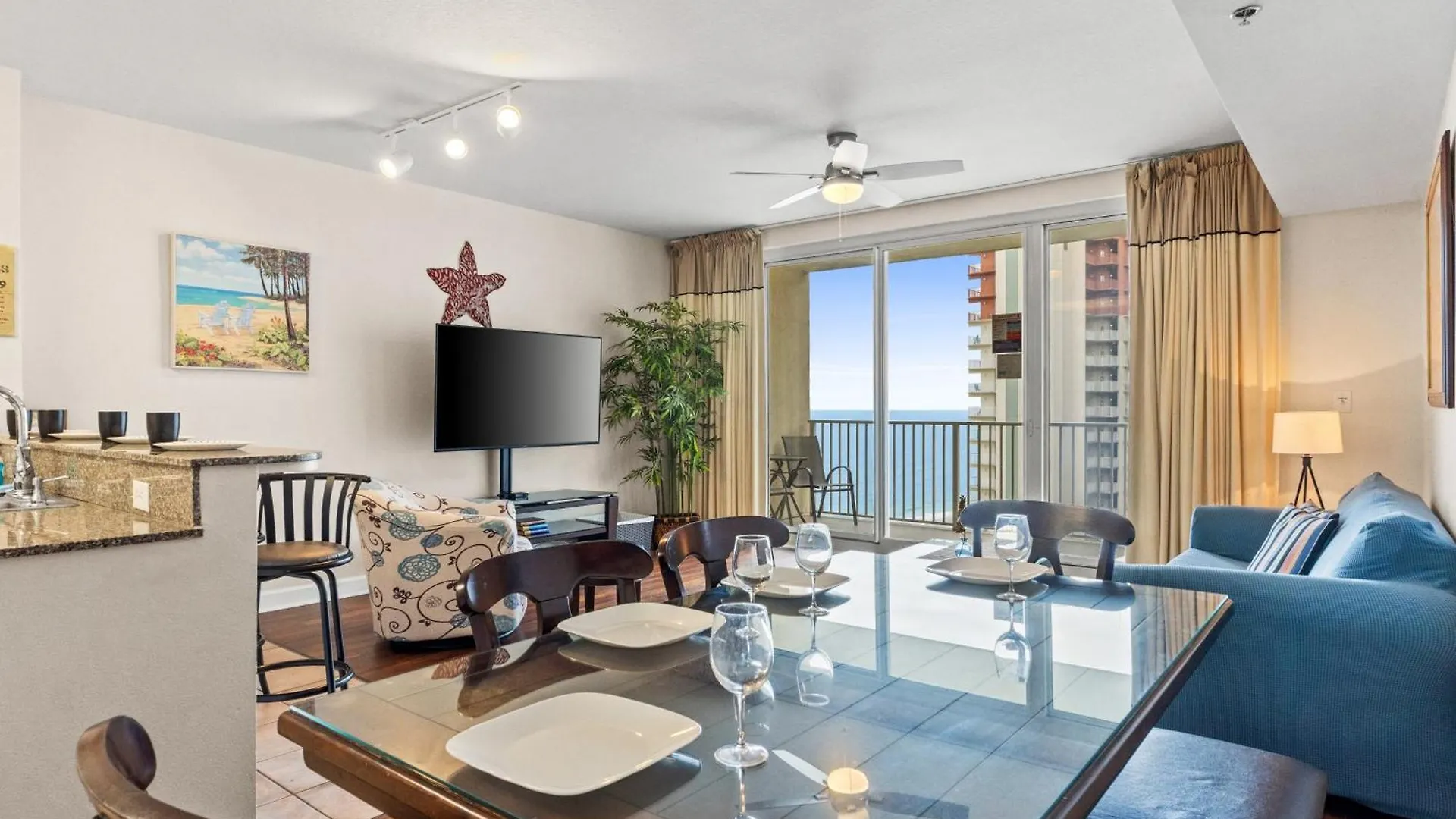 Holiday home Shores Of Panama #1724 By Book That Condo Panama City Beach